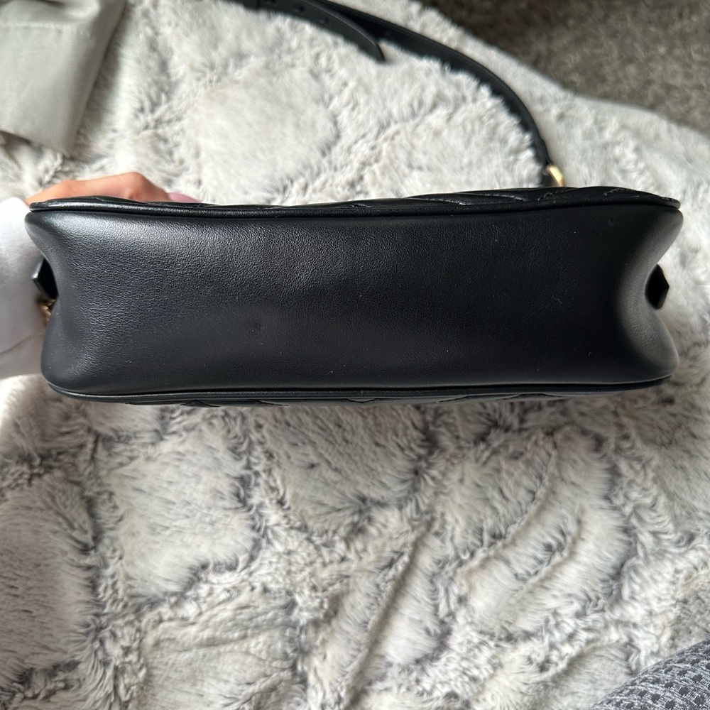 GUCCI GG MARMONT SMALL BAG - Picture 14 of 17